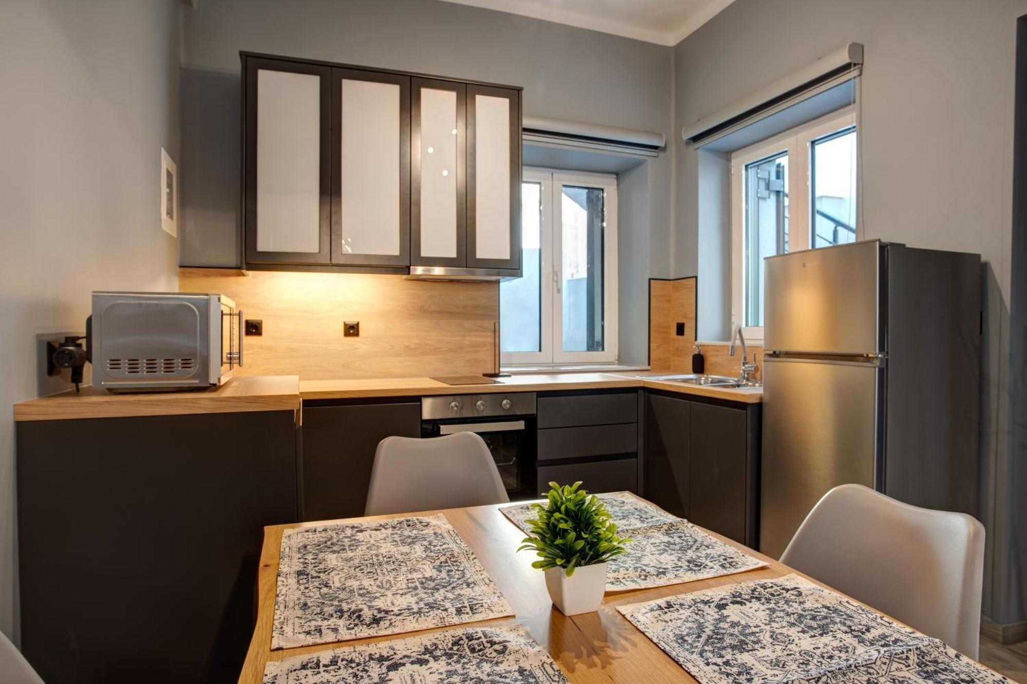 Agora Apartments Mytilíni Екстериор снимка